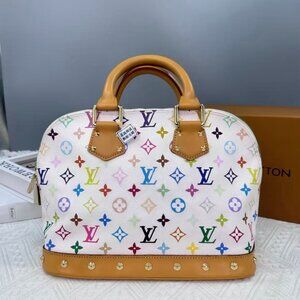 Louis Vuitton white tricolor coated studded monogram shell bag, 95% new